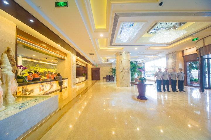 Hotel Ramada Chengdu North Zewnętrze zdjęcie